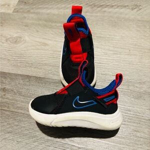 Nike Kids Black, Blue & Red Slip-On Sneakers Size 5 c